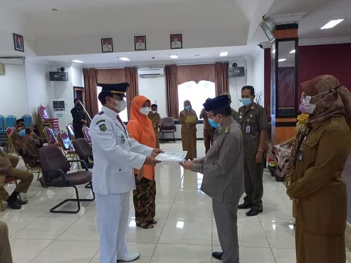 Bupati Yaumil Lepas Secara Resmi Camat Bambalamotu yang Purna Tugas